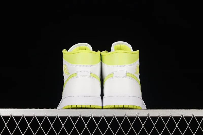 All categories Air Jordan Jordan series basketball shoes Air Jordan 1 Mid G version pure original Air Jordan AJ1 Mid "White Lime" AJ1 Joe 1 Green Lime China basketball shoes BQ6472-131